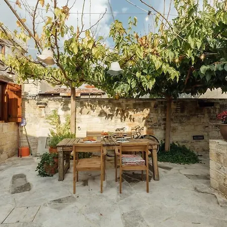 Tatil Evi The Yard Traditional