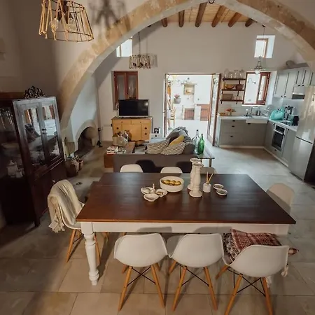 The Yard Traditional