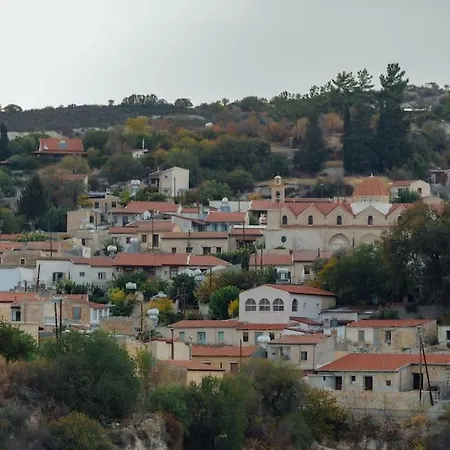 Tatil Evi The Yard Traditional Vasa Kilaniou