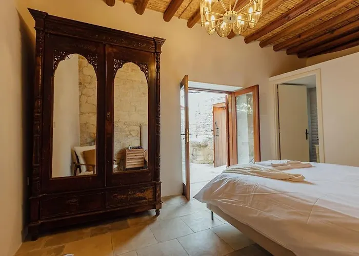 Σπίτι διακοπών The Yard Traditional Βάσα Κοιλανίου