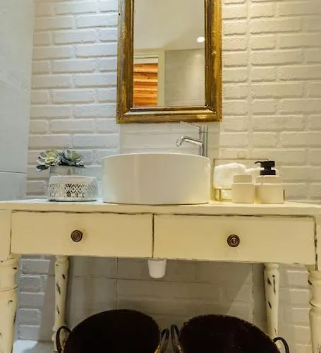 The Yard Traditional Σπίτι διακοπών