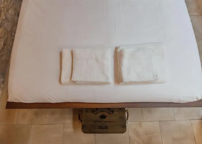 The Yard Traditional