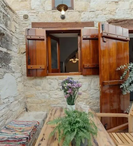 The Yard Traditional Σπίτι διακοπών