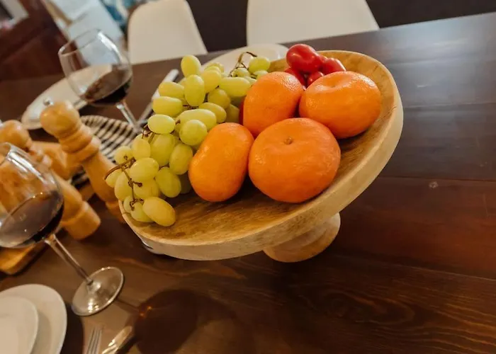 Σπίτι διακοπών The Yard Traditional *