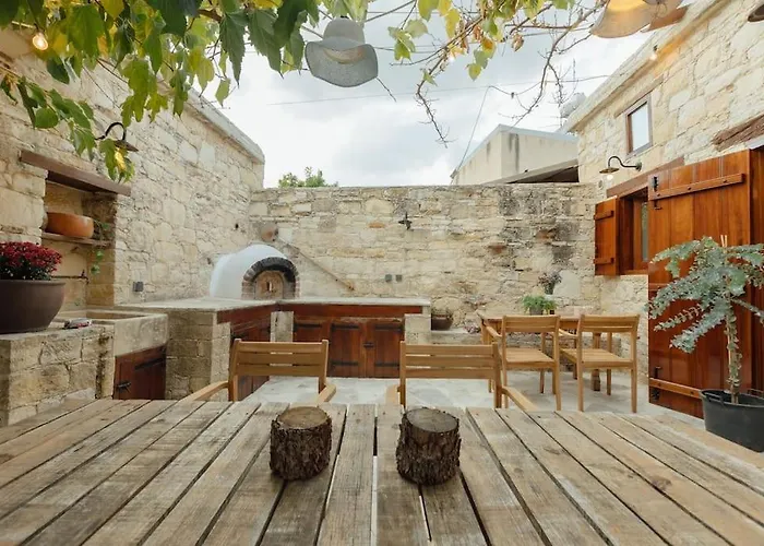 The Yard Traditional Σπίτι διακοπών *