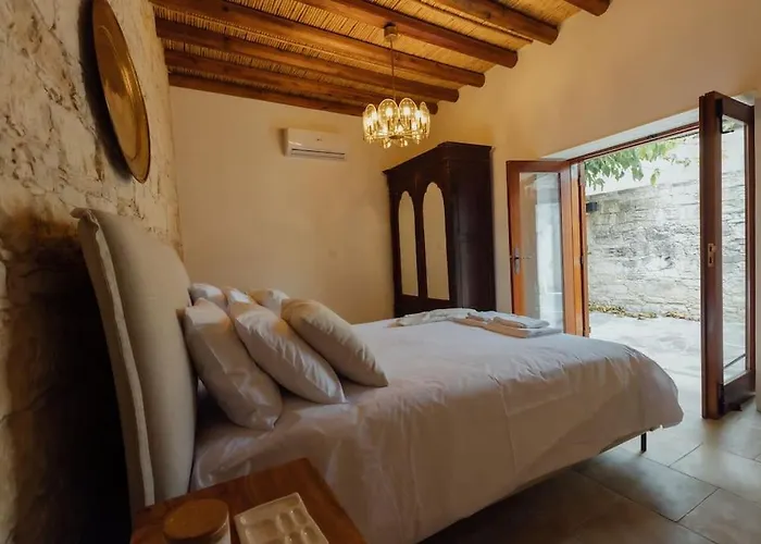 The Yard Traditional Σπίτι διακοπών Βάσα Κοιλανίου